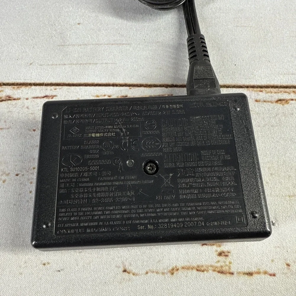 Olympus LI-40C Battery Charger With Cord & LI-42B Battery Stylus FE Tested